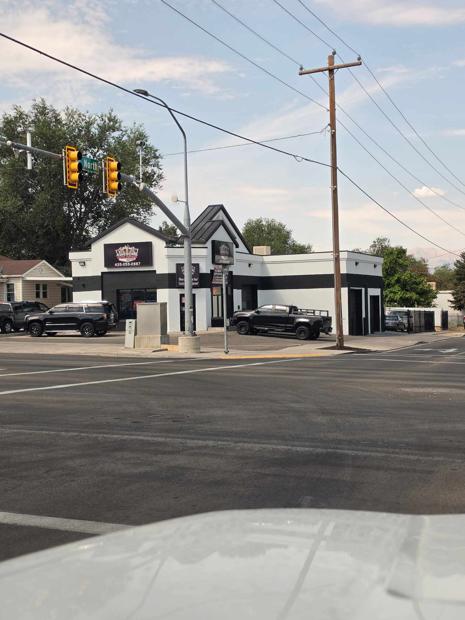 Awesome Auto Repair shop exterior on Main Street in Tooele, Utah